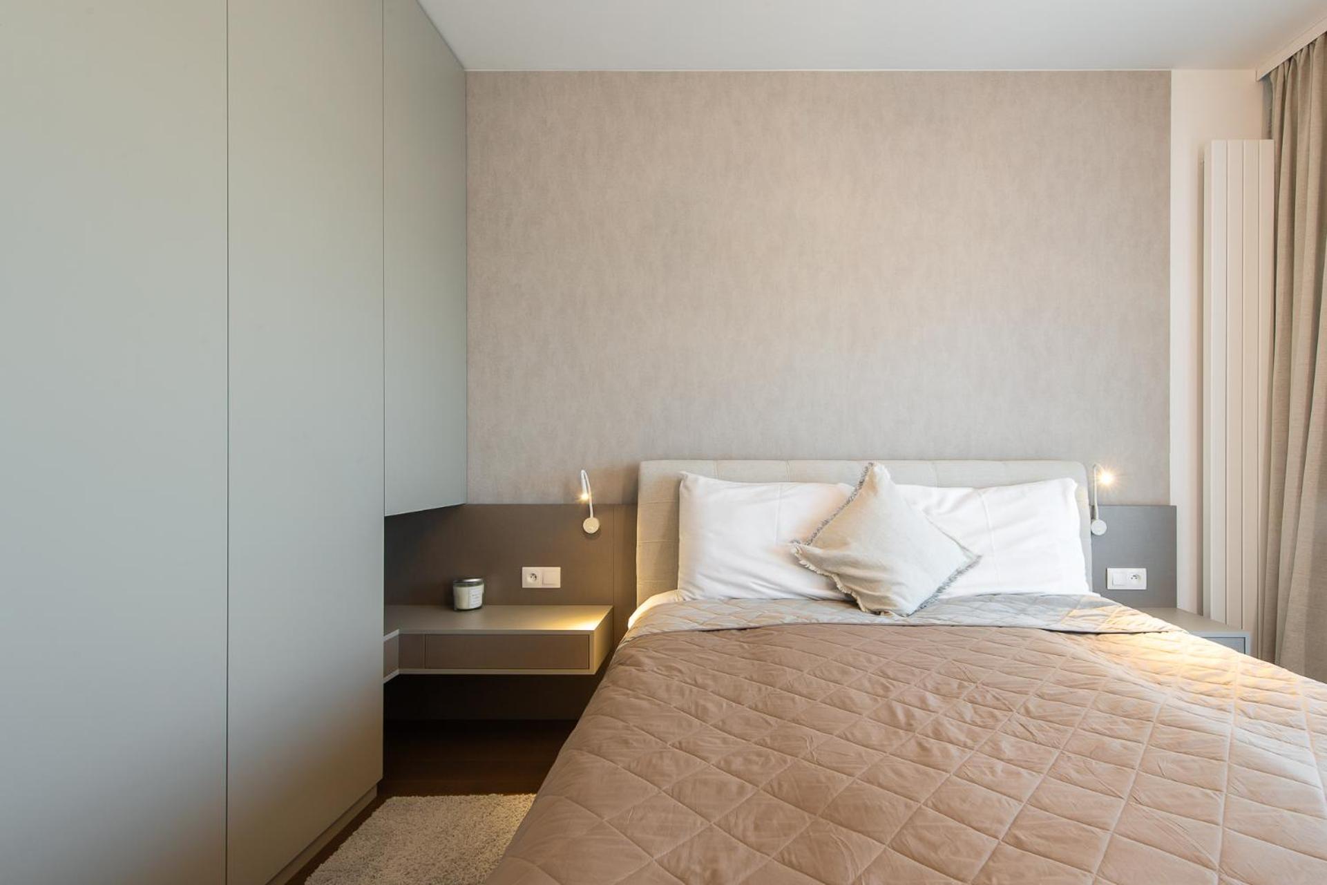 Nikas Eurovea Apartments - Free Parking Bratislava Bagian luar foto
